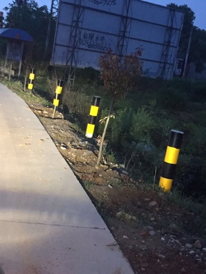 道路隔离立柱反光漆
