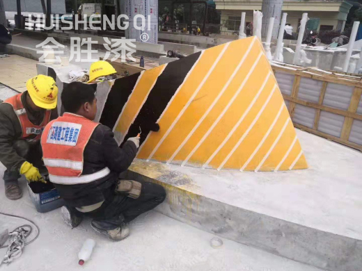 车库跑道反光漆为什么会“发花”？