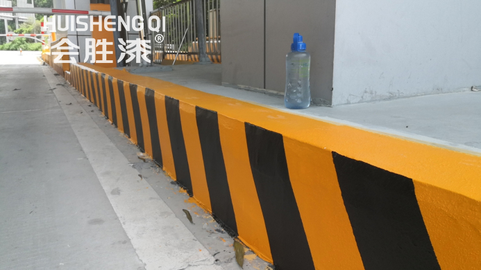车库跑道反光漆离油现象该怎么治