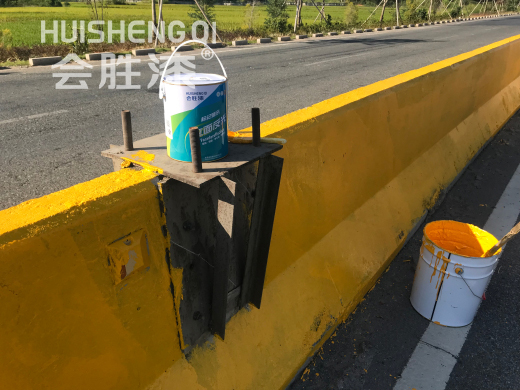 车库跑道反光漆仅仅刷好还不够，还要注意这些