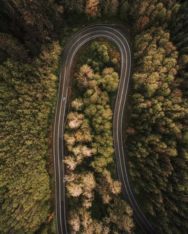 公路反光漆.jpg 公路反光漆.jpg