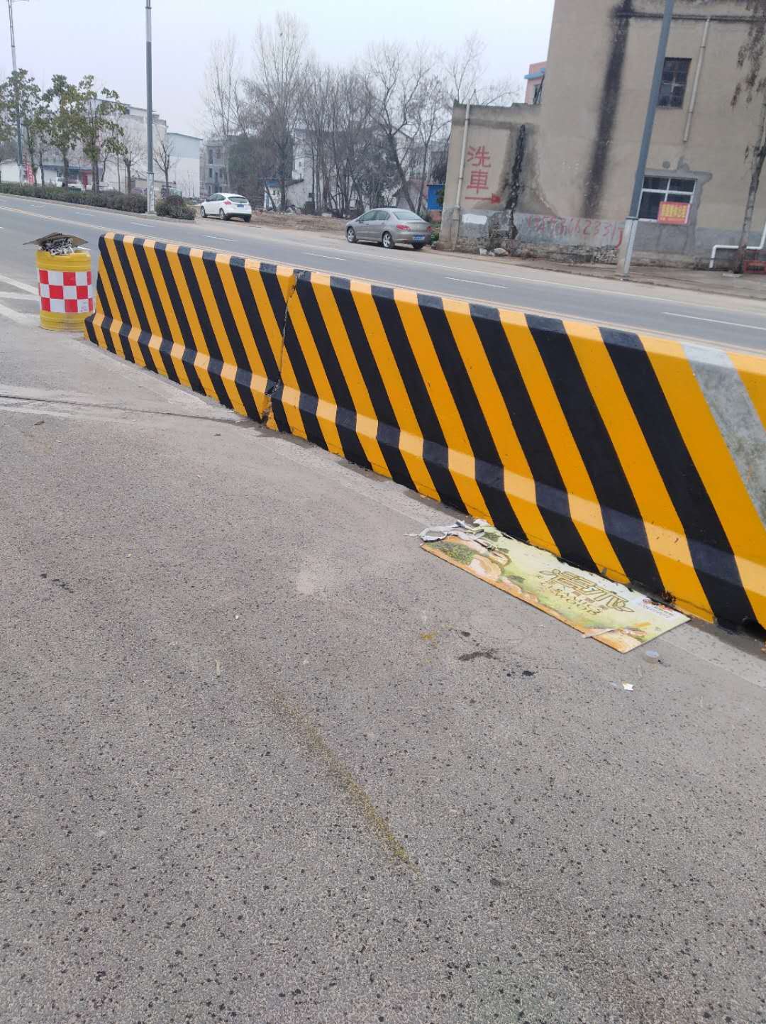 道路防护反光漆