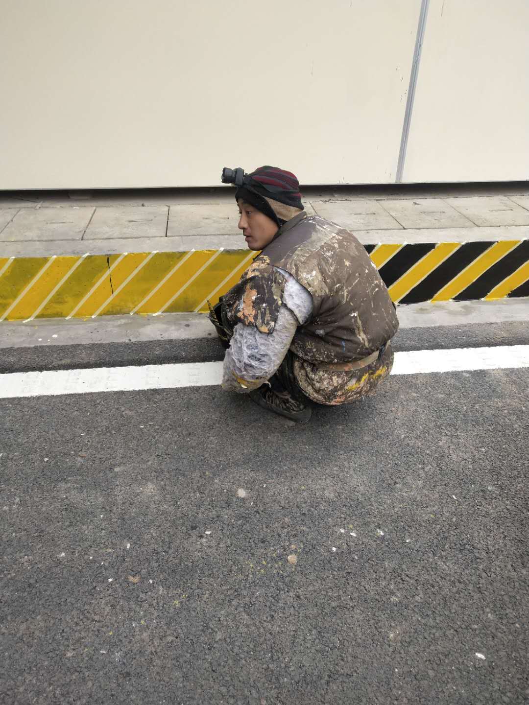 警示反光漆效果图 警示反光漆效果图