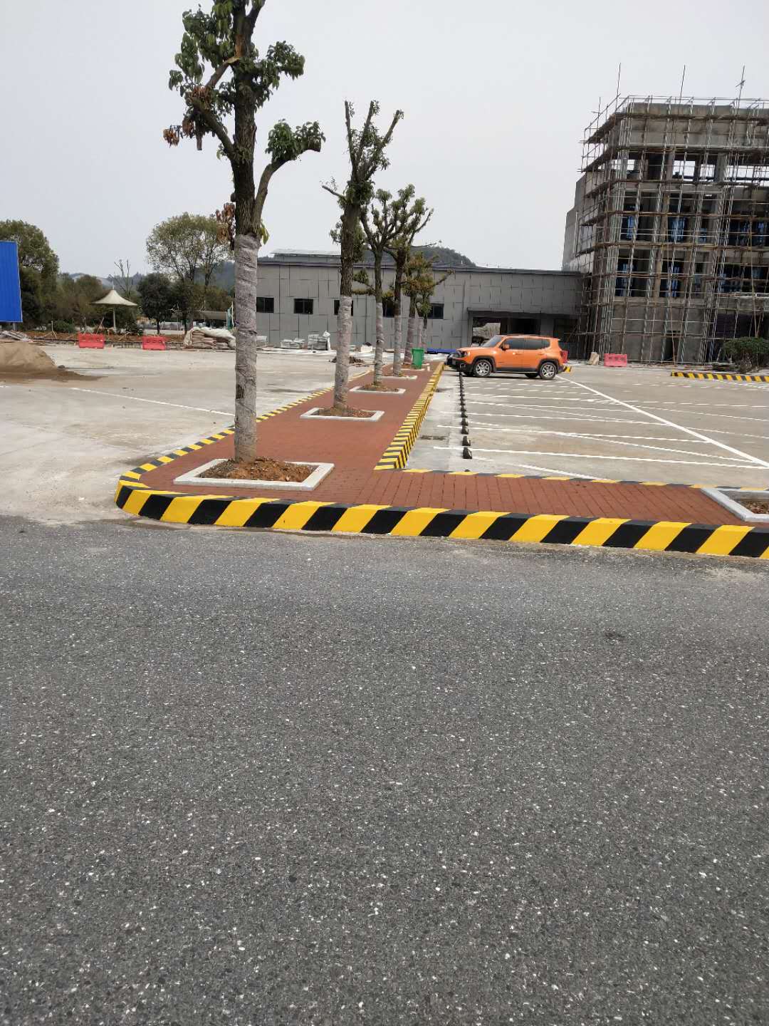 公路安全反光漆效果图 公路安全反光漆效果图